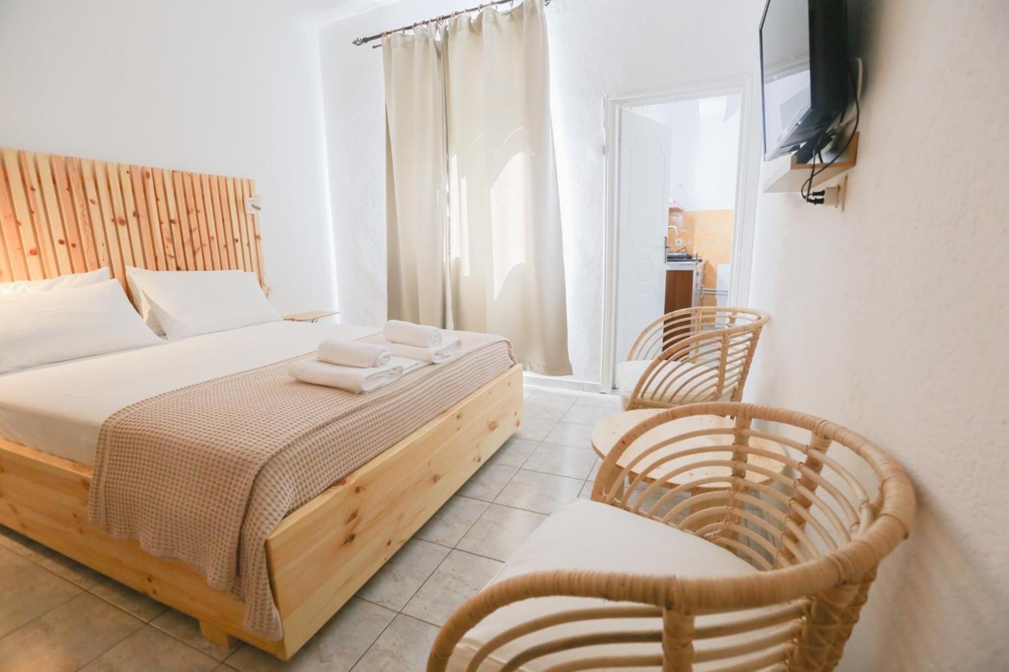 Nona'S Rooms Himarë Dış mekan fotoğraf