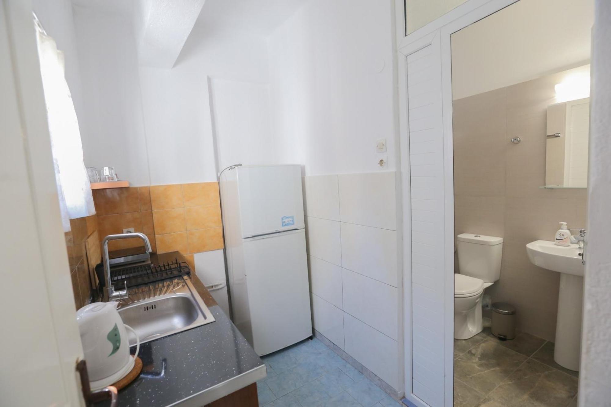 Nona'S Rooms Himarë Dış mekan fotoğraf
